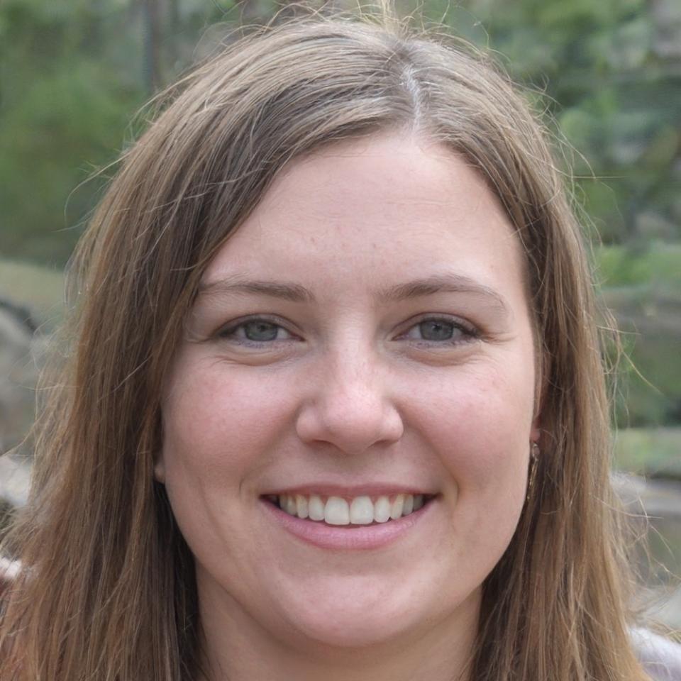 Anneliese Waldheim, Leiterin Architektur & Strategie bei Ivexaenorix